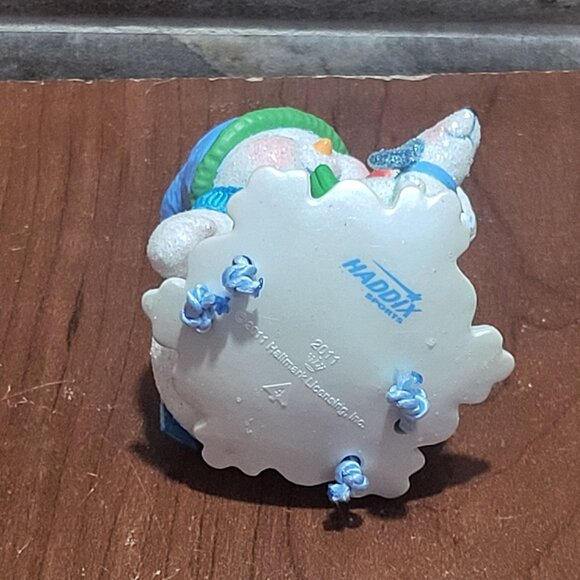 Hallmark Laughing All The Way Making Memories 2011 Christmas Ornament - Picture 6 of 12